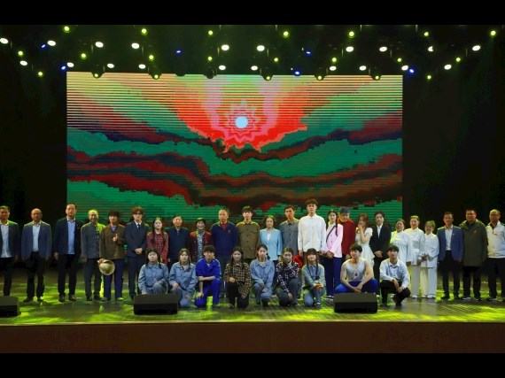 情景話劇《你好，共青！》高校首演走進我院